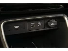 Honda CR-V 2.0i e:HEV ELEGANCE thumbnail 25