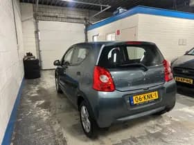 Suzuki Alto thumbnail 4