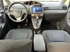 Toyota Verso thumbnail 9