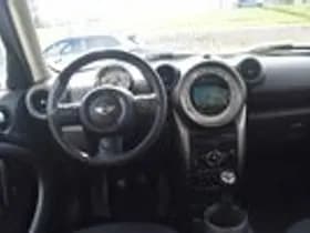 MINI Countryman thumbnail 12