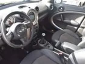 MINI Countryman thumbnail 4