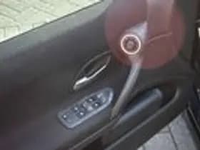 Renault Laguna thumbnail 18