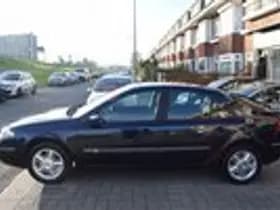 Renault Laguna thumbnail 10