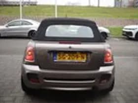 MINI Cooper thumbnail 13