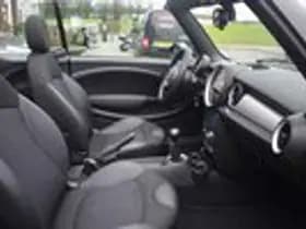 MINI Cooper thumbnail 26