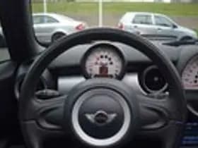 MINI Cooper thumbnail 30