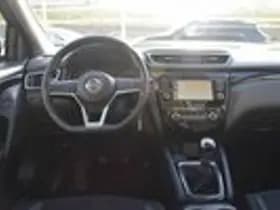 Nissan Qashqai thumbnail 12