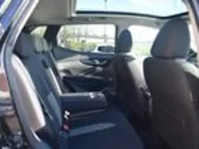 Nissan Qashqai thumbnail 16