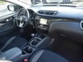 Nissan Qashqai thumbnail 17