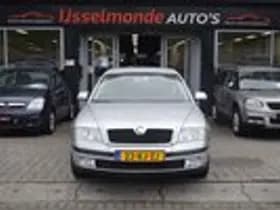 Škoda Octavia thumbnail 3