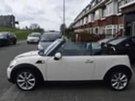 MINI Cooper thumbnail 18