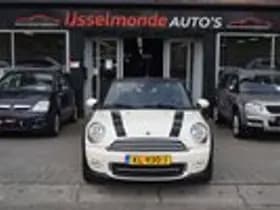 MINI Cooper thumbnail 4