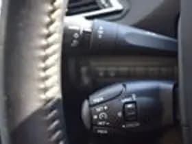 Peugeot 308 thumbnail 24