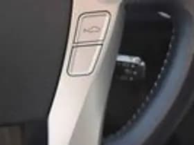 Toyota Prius thumbnail 19