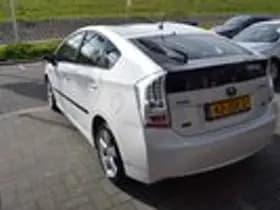 Toyota Prius thumbnail 6