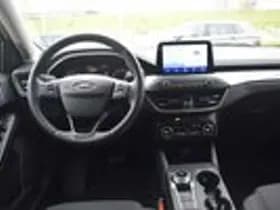 Ford Focus thumbnail 12