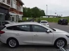 Ford Focus thumbnail 7