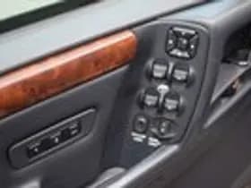 Jeep Grand Cherokee thumbnail 23