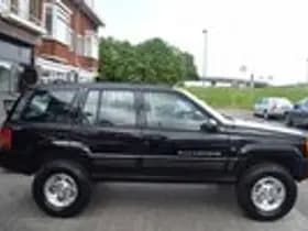 Jeep Grand Cherokee thumbnail 6