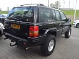 Jeep Grand Cherokee thumbnail 7