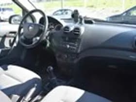 Chevrolet Aveo thumbnail 16