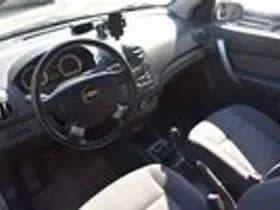 Chevrolet Aveo thumbnail 4