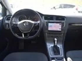 Volkswagen Golf thumbnail 14