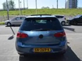 Volkswagen Golf thumbnail 8