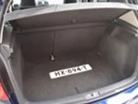 Volkswagen Golf thumbnail 27
