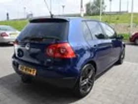 Volkswagen Golf thumbnail 8