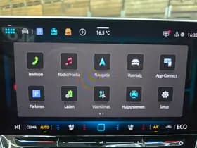 Volkswagen Golf thumbnail 15