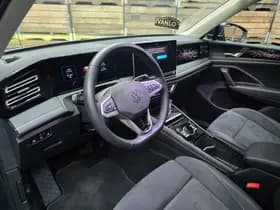 Volkswagen Tiguan thumbnail 3