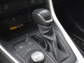 Toyota RAV4 2.5 Hybrid AWD Style Bi-Tone Limited Automaat 222pk thumbnail 17