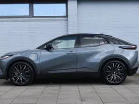 Toyota C-HR+ thumbnail 3