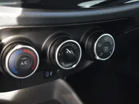 Toyota Aygo X 1.0 Vvt-I Mt Play thumbnail 9