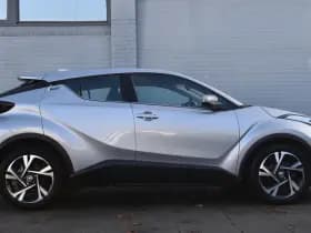 Toyota C-HR 5-Deurs 1.8 Hybrid Dynamic Automaat 122Pk thumbnail 3