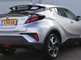 Toyota C-HR 5-Deurs 1.8 Hybrid Dynamic Automaat 122Pk thumbnail 5
