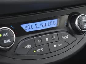 Toyota Yaris 1.5 Hybrid Dynamic Automaat 100Pk thumbnail 10