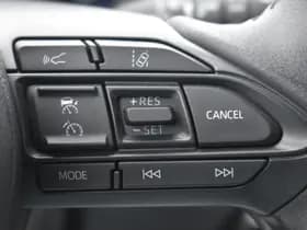 Toyota Yaris thumbnail 11