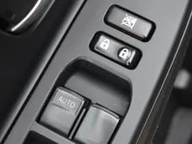 Toyota Yaris 1.5 Hybrid Dynamic Limited Automaat 100Pk thumbnail 2