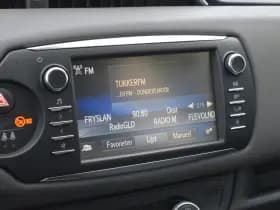 Toyota Yaris 1.5 Hybrid Dynamic Limited Automaat 100Pk thumbnail 12