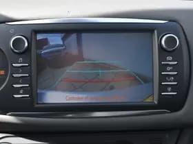 Toyota Yaris thumbnail 18