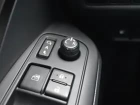 Toyota C-HR 1.8 Hybrid Active Automaat 122Pk thumbnail 6