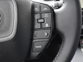 Toyota C-HR+ thumbnail 11