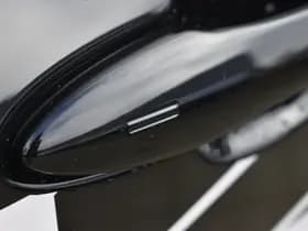 Toyota C-HR+ thumbnail 4