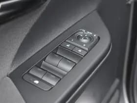 Toyota C-HR 1.8 Hybrid 140 Dynamic Plus Limited Automaat 140Pk thumbnail 8