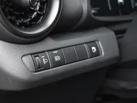 Toyota C-HR 1.8 Hybrid 140 Dynamic Plus Limited Automaat 140Pk thumbnail 9