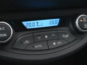 Toyota Yaris 1.5 Hybrid Bi-Tone Automaat 100Pk thumbnail 18