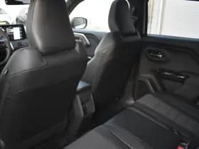 Toyota Urban Cruiser Executive 61 Kwh Automaat 174Pk thumbnail 14