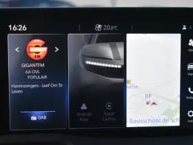 Toyota Urban Cruiser Executive 61 Kwh Automaat 174Pk thumbnail 16